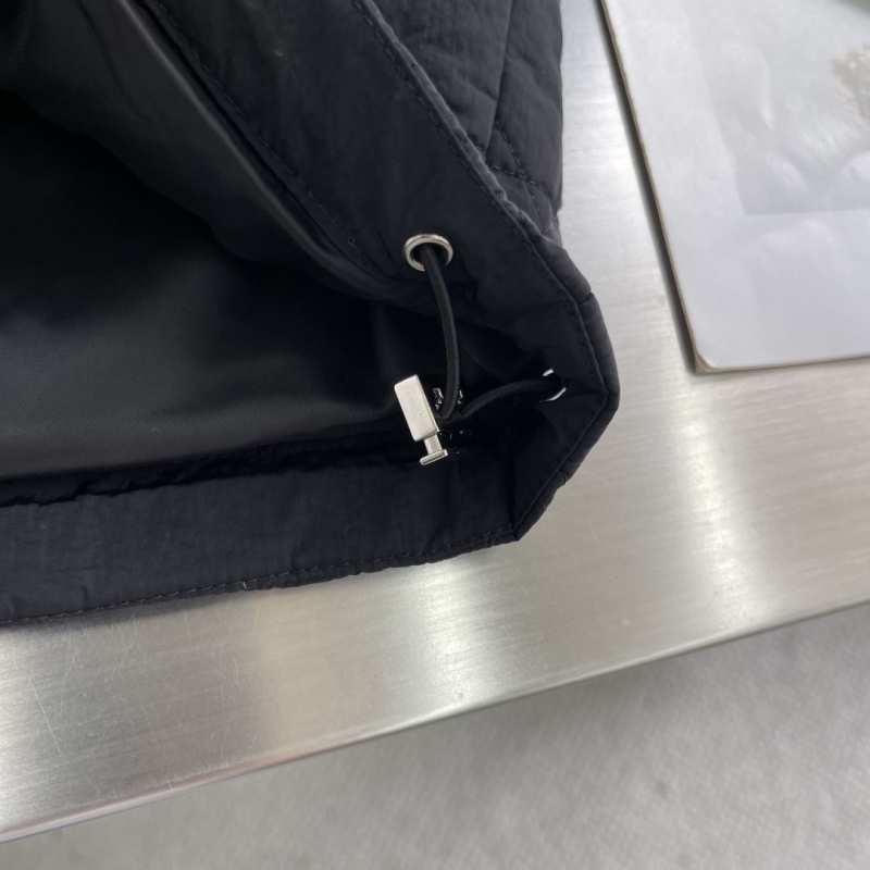 chr1st1an D10r outwear